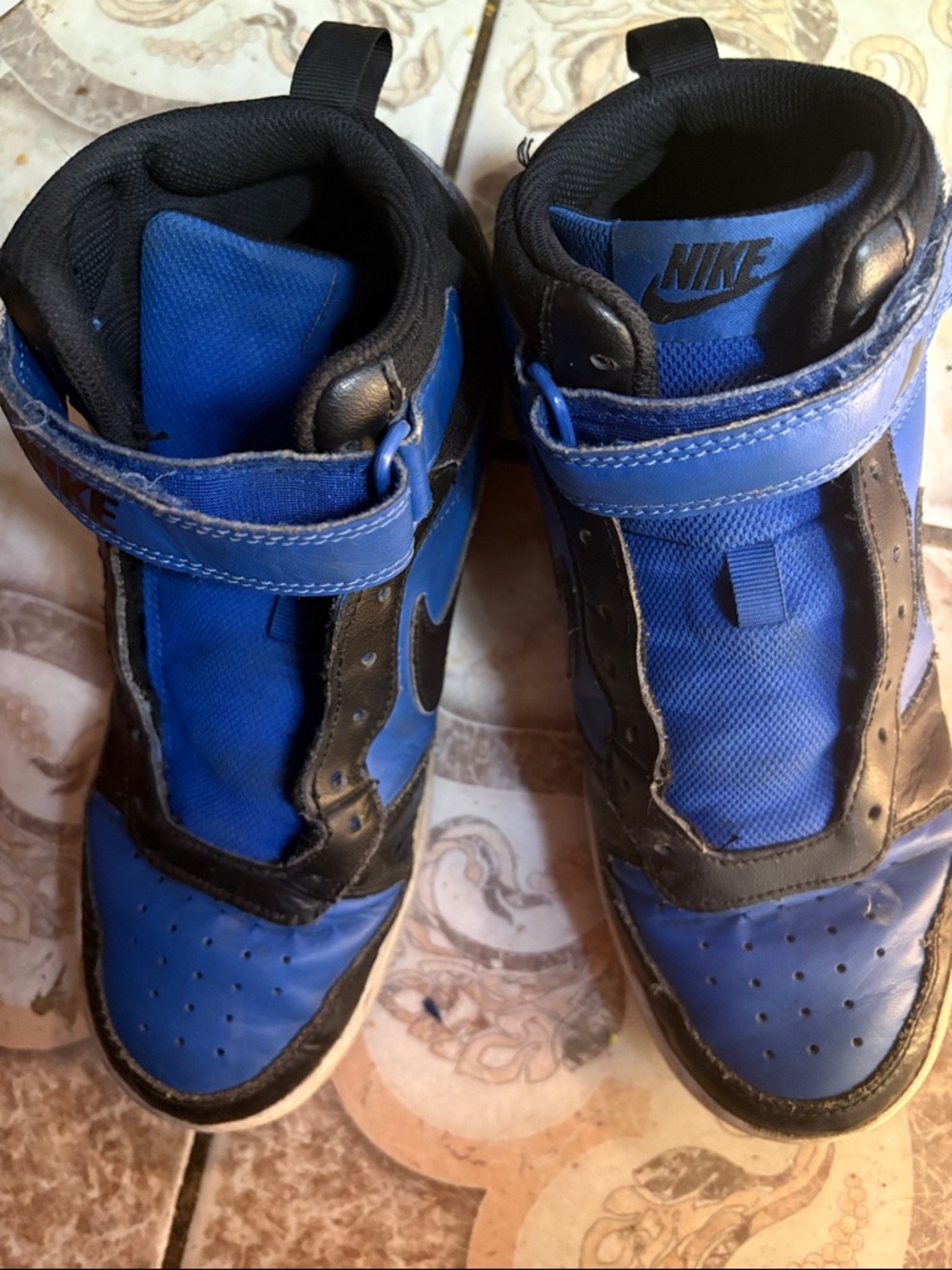 Nike Kids Size 7Y Court Borough Mid 2